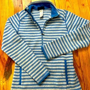 Patagonia 1/4 zip fleece. Size XS.